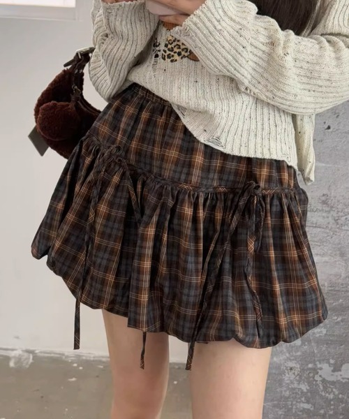 .KOM（ドットコム）の「A'GEM/9 × .kom 『.KOM/ドットケーオーエム』Ribbon Gather Check Mini Skirt／リボンギャザー チェックミニスカート（スカート・レディース・ブラウン/ブラック/ブルー・FREE）」の2枚目の写真