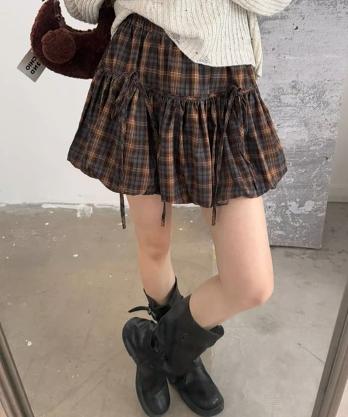 .KOM（ドットコム）の「A'GEM/9 × .kom 『.KOM/ドットケーオーエム』Ribbon Gather Check Mini Skirt／リボンギャザー チェックミニスカート（スカート・レディース・ブラウン/ブラック/ブルー・FREE）」の6枚目の写真