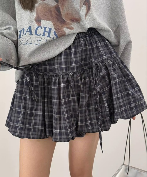 .KOM（ドットコム）の「A'GEM/9 × .kom 『.KOM/ドットケーオーエム』Ribbon Gather Check Mini Skirt／リボンギャザー チェックミニスカート（スカート・レディース・ブラウン/ブラック/ブルー・FREE）」の4枚目の写真