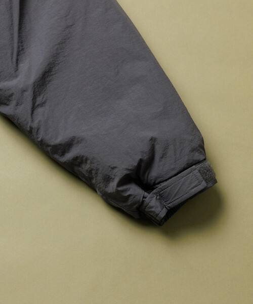 FREAK'S STORE（フリークスストア）の「LEVEL7 HIGH LOFT JACKET PRIMALOFT/プリマロフト ジャケット/レベル７/中綿（ブルゾン・メンズ・チャコールグレー/ブラック/オリーブ・SMALL/MEDIUM/LARGE）」の14枚目の写真