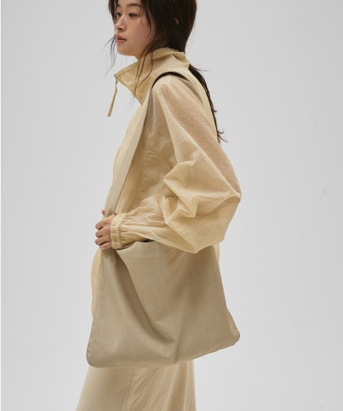 TODAYFUL（トゥデイフル）の「Useful Shoulder Bag（ショルダーバッグ・レディース・アイボリー/チョコ/ブラック・FREE）」の7枚目の写真