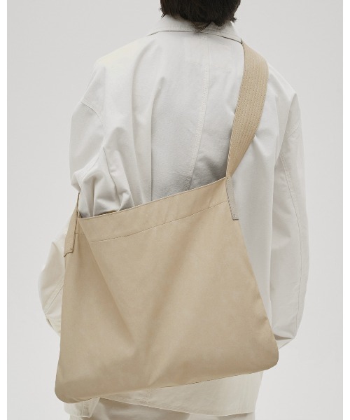 TODAYFUL（トゥデイフル）の「Useful Shoulder Bag（ショルダーバッグ・レディース・アイボリー/チョコ/ブラック・FREE）」の13枚目の写真