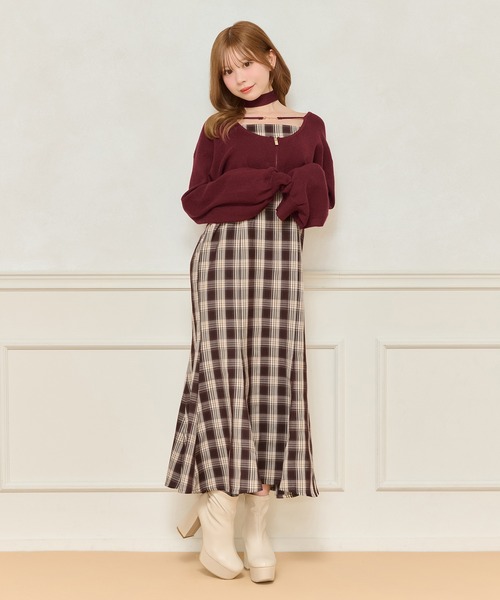 apres jour(アプレジュール)の「チョーカー付きショート丈ZIPニット(ニット/セーター・レディース・ボルドー/ブラック/アイボリー・X-LARGE/フリー)」の21枚目の写真