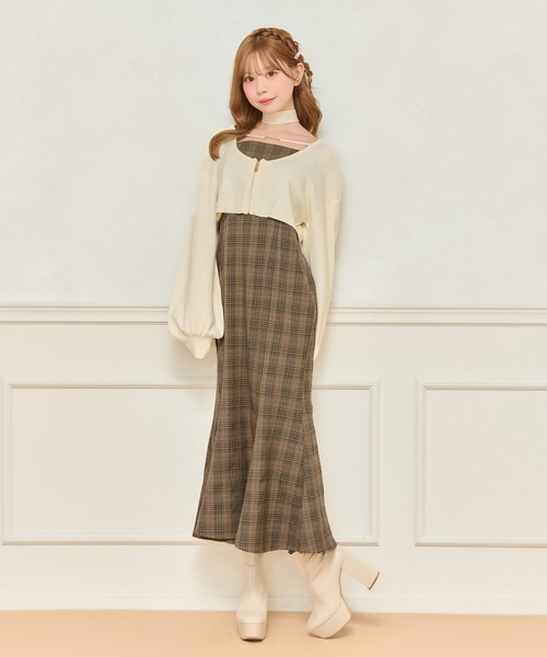 apres jour(アプレジュール)の「チョーカー付きショート丈ZIPニット(ニット/セーター・レディース・ボルドー/ブラック/アイボリー・X-LARGE/フリー)」の9枚目の写真