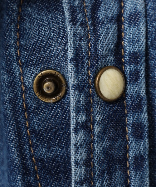 GUESS JEANS(ゲスジーンズ)の「GUESS JEANS GJ SLIM LS DENIM SHIRT ゲス 長袖デニムシャツ(シャツ/ブラウス・メンズ・インディゴブルー・L/M/S/XL)」の6枚目の写真