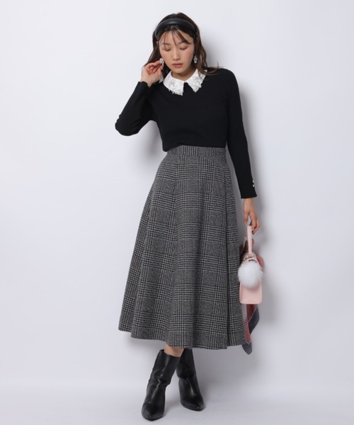 JUSGLITTY（ジャスグリッティー）の「ビジュー衿リブニット（ニット