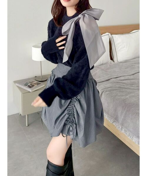 dazzlin（ダズリン）の「ワンショルミニシャギーニットトップス（ニット/セーター・レディース・ピンク/グレー/オフホワイト/ネイビー・FREE）」の4枚目の写真