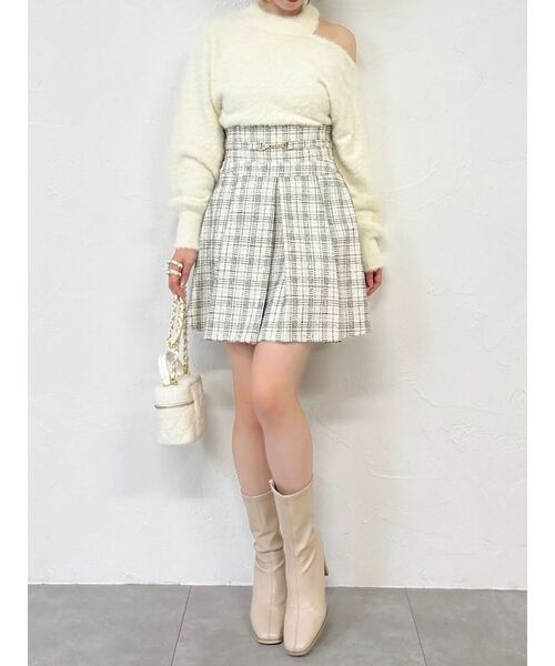 dazzlin（ダズリン）の「ワンショルミニシャギーニットトップス（ニット/セーター・レディース・ピンク/グレー/オフホワイト/ネイビー・FREE）」の18枚目の写真