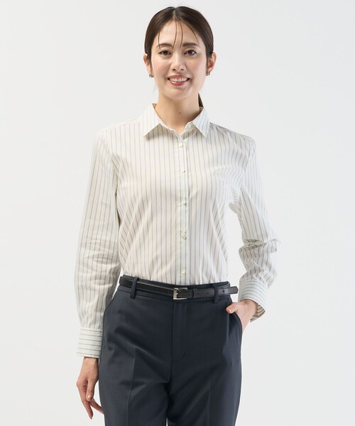J.PRESS Ladies(J.プレス レディス)の「BEZコットンナイロン ストライプ シャツカラー ブラウス(シャツ/ブラウス・レディース・ホワイト系/サックスブルー系1/イエロー系1/ピンク系1・XS)」の3枚目の写真