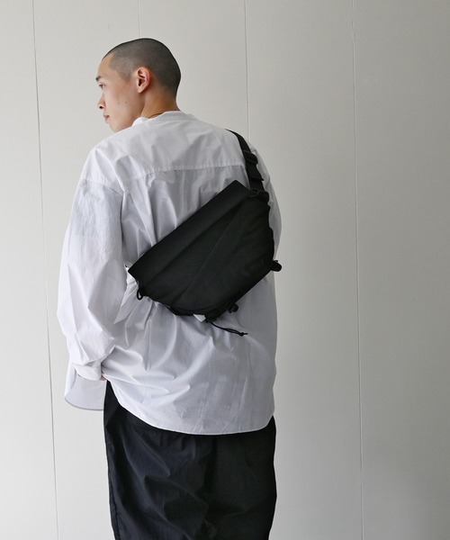 NOIR(ノワール)の「Hexa shoulder(ショルダーバッグ・メンズ・ブラック・FREE)」の1枚目の写真