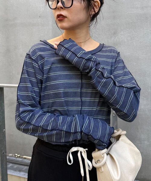 CIAOPANIC TYPY(チャオパニックティピー)の「【春まで使える!】前後2wayワンポイントロゴ刺繍シアーメロウトップス(Tシャツ/カットソー・レディース・サックスブルー/ブラウン/ピンク/レッド/ネイビー/イエロー・ONE SIZE)」の3枚目の写真