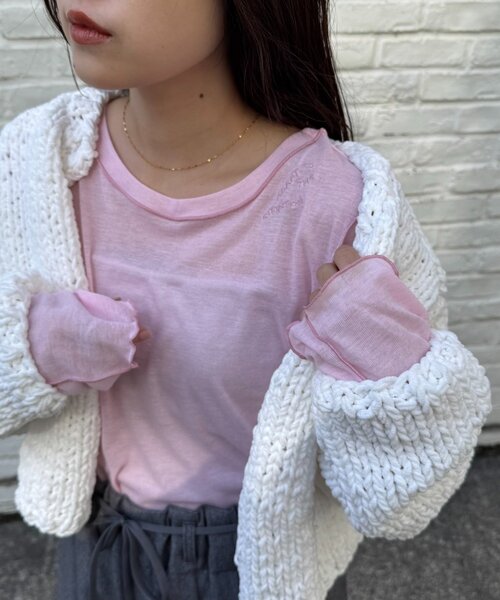 CIAOPANIC TYPY(チャオパニックティピー)の「【春まで使える!】前後2wayワンポイントロゴ刺繍シアーメロウトップス(Tシャツ/カットソー・レディース・サックスブルー/ブラウン/ピンク/レッド/ネイビー/イエロー・ONE SIZE)」の5枚目の写真