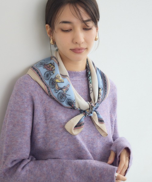 KATHARINE ROSS(キャサリンロス)の「【KATHARINE ROSS】大判スカーフ レトロ馬車(バンダナ/スカーフ・レディース・ネイビー/ベージュ/ブラック・MEDIUM)」の6枚目の写真