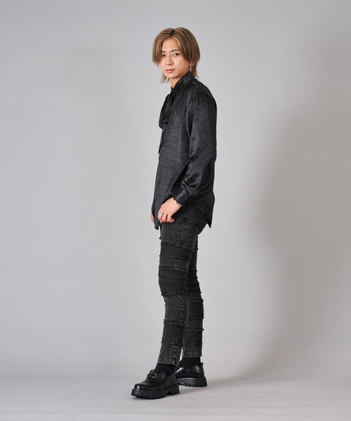 REGIEVO（レジエボ）の「王子系プリンスネクタイ付きシャツ（シャツ/ブラウス・メンズ・ブラック/オフホワイト・MEDIUM/LARGE）」の16枚目の写真