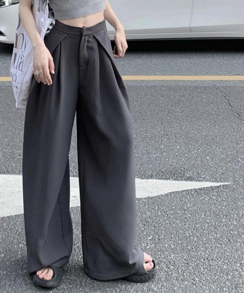 Ada.(エイダ)の「【Mellfy】タックワイドパンツ(その他パンツ・レディース・ブラック/グレー・S/M)」の2枚目の写真