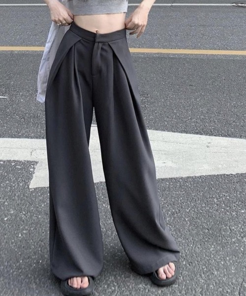 Ada.(エイダ)の「【Mellfy】タックワイドパンツ(その他パンツ・レディース・ブラック/グレー・S/M)」の4枚目の写真