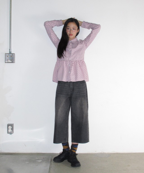 RONRON(ロンロン)の「RUFFLE CHECK SHIRT PINK(シャツ/ブラウス・レディース・その他・FREE)」の5枚目の写真