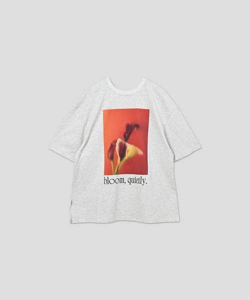 WHYTO.(ホワイト)の「「WHYTO. / ホワイト」2wayプリントTシャツ(Tシャツ/カットソー・レディース・グレー系その他2/ブラック×イエロー/グレー系その他/ホワイト×レッド/ブラック×レッド/ホワイト×イエロー・FREE)」の6枚目の写真