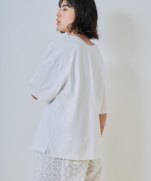 WHYTO.(ホワイト)の「「WHYTO. / ホワイト」2wayプリントTシャツ(Tシャツ/カットソー・レディース・グレー系その他2/ブラック×イエロー/グレー系その他/ホワイト×レッド/ブラック×レッド/ホワイト×イエロー・FREE)」の18枚目の写真