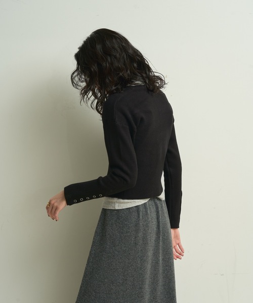 Lutim by u（ルチバイユー）の「Soft-touch dot button cardigan / ソフトタッチドット釦カーディガン（カーディガン/ボレロ・レディース・グレー/ブラック/イエロー・FREE）」の5枚目の写真