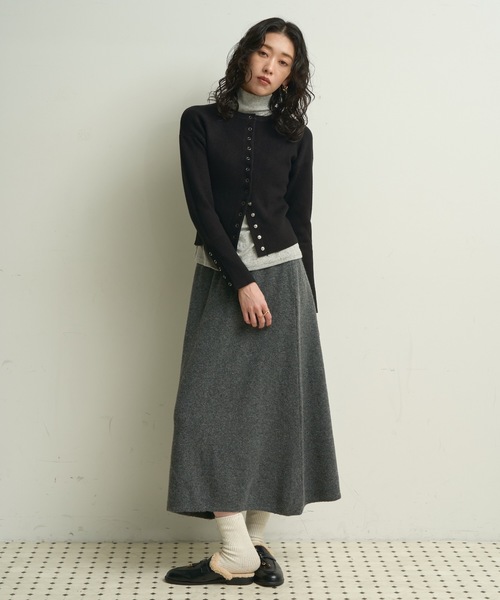 Lutim by u（ルチバイユー）の「Soft-touch dot button cardigan / ソフトタッチドット釦カーディガン（カーディガン/ボレロ・レディース・グレー/ブラック/イエロー・FREE）」の15枚目の写真