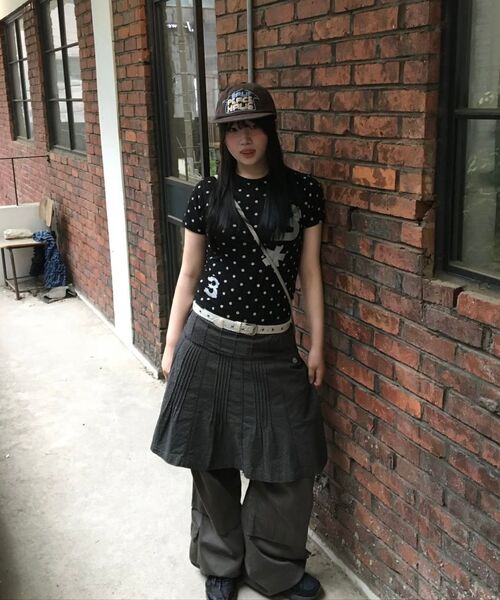 BAUF（バウフ）の「B logo スリムフィットTシャツ [ドットブラック]（Tシャツ/カットソー・レディース・その他・FREE）」の12枚目の写真