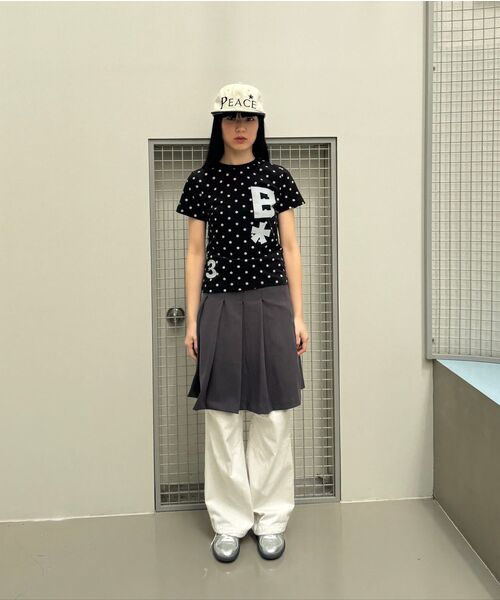 BAUF（バウフ）の「B logo スリムフィットTシャツ [ドットブラック]（Tシャツ/カットソー・レディース・その他・FREE）」の14枚目の写真