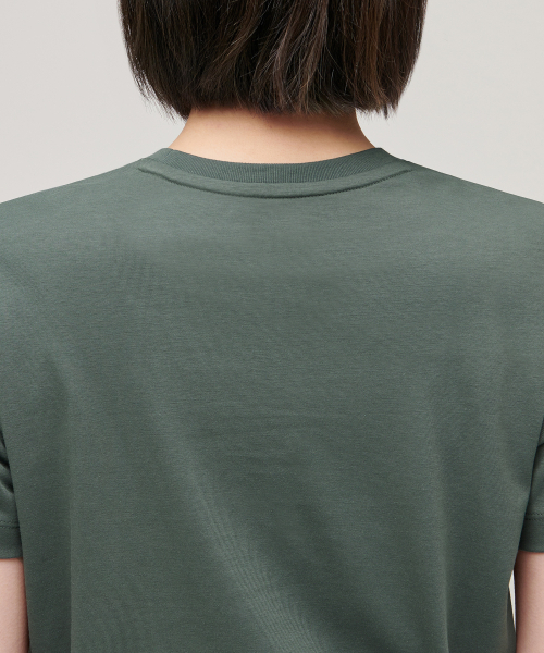 MUSINSA STANDARD WOMAN（ムシンサスタンダードウーマン）の「[クールタンダード] ウィメンズ ベーシック クルーネック Tシャツ [ダスティグリーン]（Tシャツ/カットソー・レディース・その他・X-SMALL/MEDIUM/SMALL/X-LARGE/LARGE）」の4枚目の写真