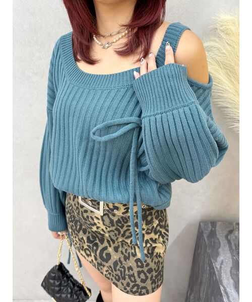 EVRIS(エヴリス)の「ワンショルダーニットワンピース(ワンピース・レディース・ブルー/ブラック・FREE)」の3枚目の写真