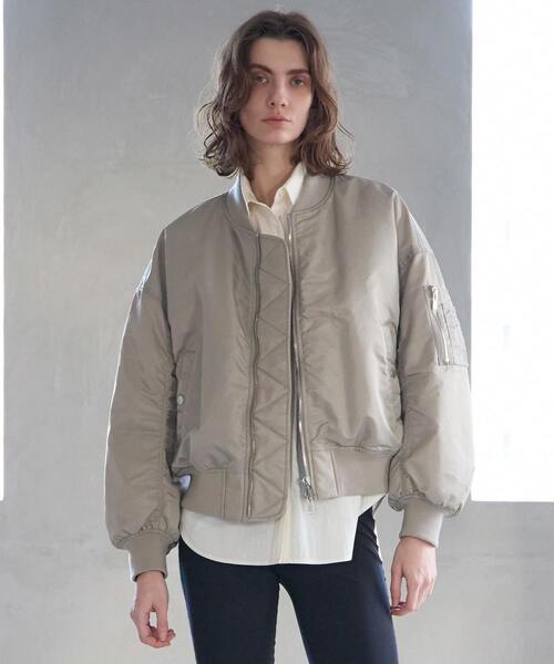 martinique(マルティニーク)の「《別注》【upper hights/アッパーハイツ】THE U-4(MA-1・レディース・グレイッシュベージュ・1)」の5枚目の写真