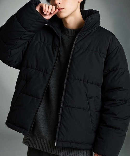 VIBGYOR(ヴィブジョー)の「ナイロンバブルジャケット(CN)(ダウンジャケット/コート・メンズ・ブラック/グレイッシュベージュ・MEDIUM/LARGE/X-LARGE)」の6枚目の写真