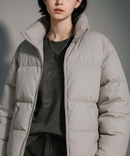 VIBGYOR(ヴィブジョー)の「ナイロンバブルジャケット(CN)(ダウンジャケット/コート・メンズ・ブラック/グレイッシュベージュ・MEDIUM/LARGE/X-LARGE)」の9枚目の写真