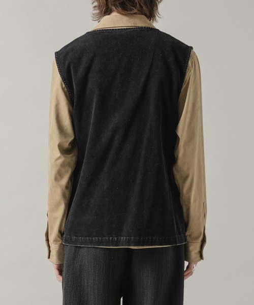 CASPER JOHN（キャスパージョン）の「Chemical wash narrow corduroy vest/ケミカルウォッシュナローコーデュロイベスト（ベスト・メンズ・カーキ/ブラック・LARGE/MEDIUM/SMALL/X-SMALL）」の17枚目の写真