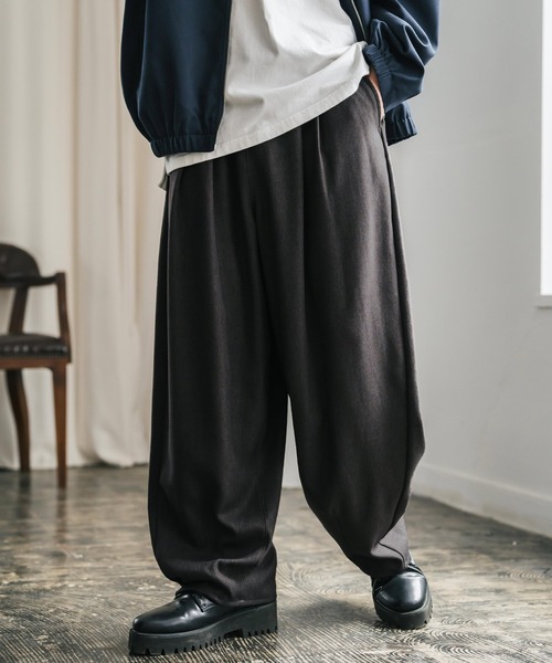 Rocky Monroe(ロッキーモンロー)の「サージツイル2タックイージーワイドバルーンパンツ(その他パンツ・メンズ・ネイビー/チャコール/ブラウン/ブラック/ブルーグリーン/オフホワイト・M/L)」の5枚目の写真