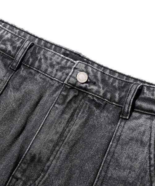 MASSNOUN（マスノウン）の「インシジョンインバーテッドウォッシュドデニムパンツ MFTJP001-BK（デニムパンツ・レディース・その他・X-LARGE）」の7枚目の写真