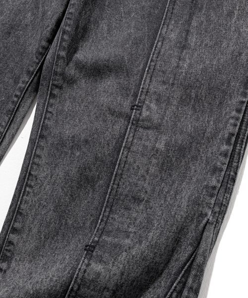 MASSNOUN（マスノウン）の「インシジョンインバーテッドウォッシュドデニムパンツ MFTJP001-BK（デニムパンツ・レディース・その他・X-LARGE）」の9枚目の写真