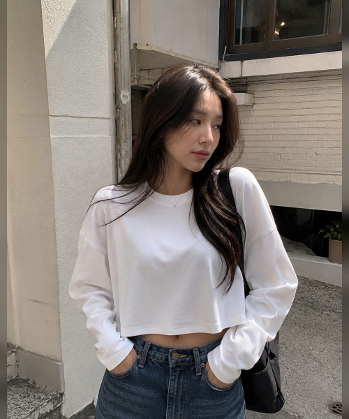 KOLEAT（コレット）の「WOMENクロップオーバーフィット純正無地ロングファルティロングスリーブ[ホワイト]（Tシャツ/カットソー・レディース・ホワイト・FREE）」の7枚目の写真