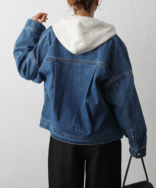 COLONY 2139(コロニートゥーワンスリーナイン)の「12.5OZノーカラーデニムジャケット(デニムジャケット・レディース・ブルー/ブラック/サックスブルー・FREE)」の20枚目の写真