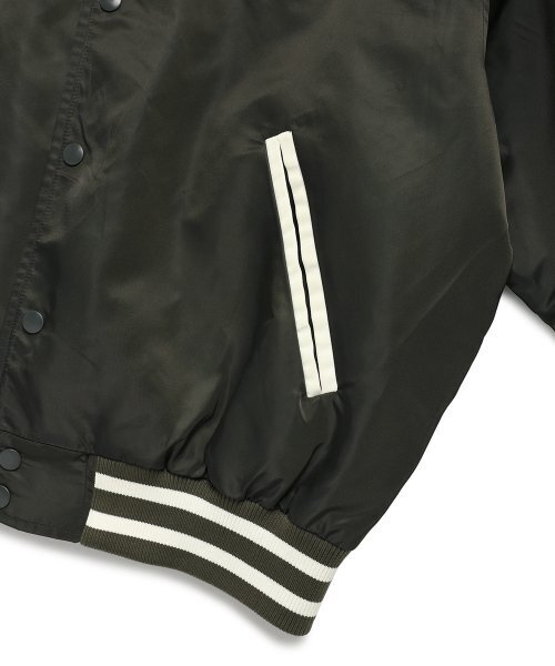 Cavish(カビシ)の「CVS BASEBALL JACKET CHARCOAL(CV2ESUJ240A)(スタジャン・レディース・チャコール・LARGE/MEDIUM)」の7枚目の写真
