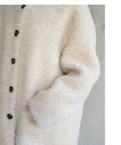31 Sons de mode(トランテアン ソン ドゥ モード)の「ノーカラーボアコート(ノーカラージャケット・レディース・ブラック/アイボリー・フリ-)」の17枚目の写真