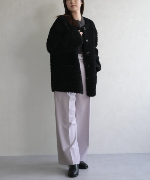 31 Sons de mode(トランテアン ソン ドゥ モード)の「ノーカラーボアコート(ノーカラージャケット・レディース・ブラック/アイボリー・フリ-)」の12枚目の写真