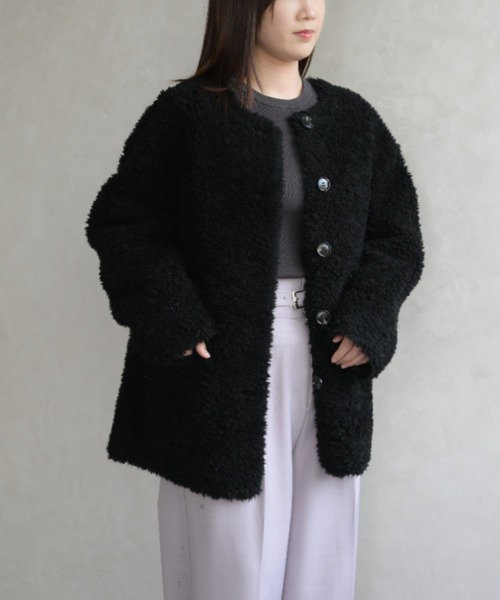 31 Sons de mode(トランテアン ソン ドゥ モード)の「ノーカラーボアコート(ノーカラージャケット・レディース・ブラック/アイボリー・フリ-)」の18枚目の写真