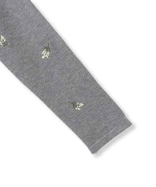 QUEENS COURT（クイーンズコート）の「フラワーシシュウニットプルオーバー≪手洗い可能≫（ニット/セーター・レディース・アイボリー/ブラック/ダークグレー・M）」の7枚目の写真