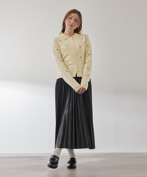 QUEENS COURT（クイーンズコート）の「フラワーシシュウニットプルオーバー≪手洗い可能≫（ニット/セーター・レディース・アイボリー/ブラック/ダークグレー・M）」の21枚目の写真