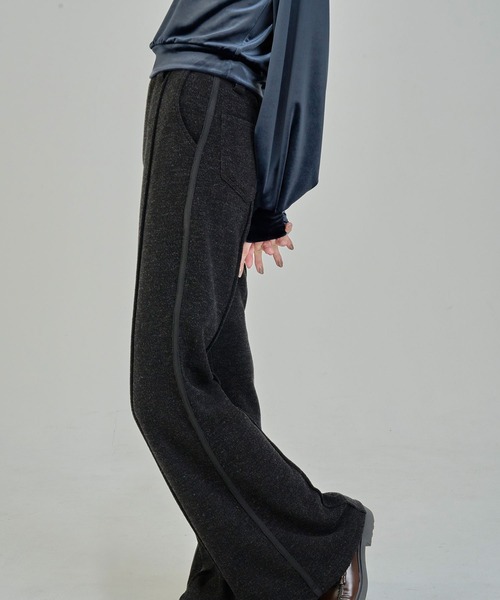 Nora Lily elle（ノラリリーエル）の「【Nora Lily】「elle」Lib Knit Line Bell Bottom（スウェットパンツ・レディース・ブラウン/ブラック・FREE）」の5枚目の写真