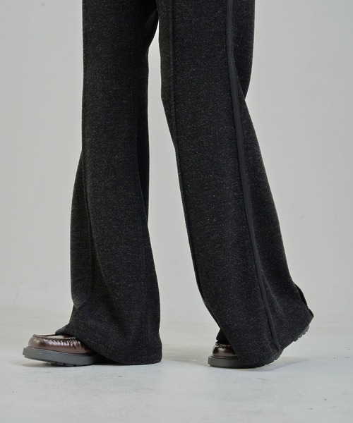 Nora Lily elle（ノラリリーエル）の「【Nora Lily】「elle」Lib Knit Line Bell Bottom（スウェットパンツ・レディース・ブラウン/ブラック・FREE）」の17枚目の写真