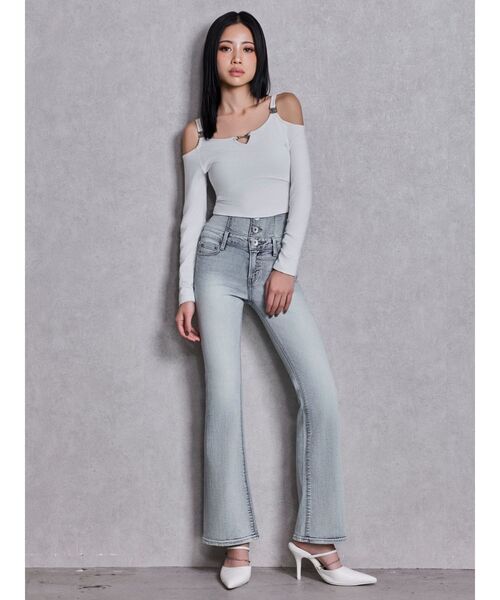 GYDA(ジェイダ)の「NEWハイウエストBACKクロスフレアパンツ(デニムパンツ・レディース・ブラック/ライトブルー/インディゴブルー・X-SMALL/SMALL/MEDIUM)」の12枚目の写真