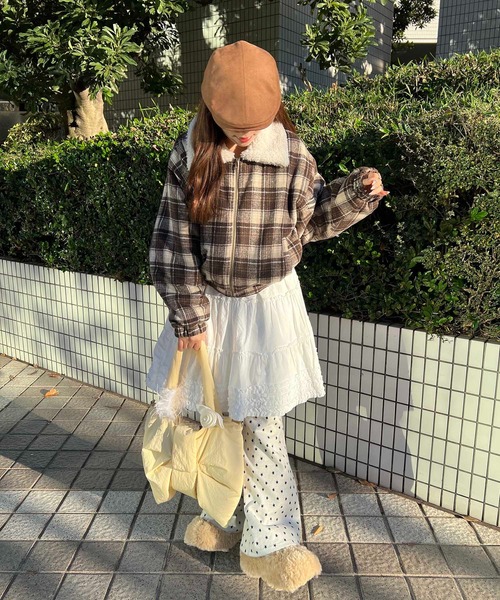 WC（ダブル シー）の「《一部店舗限定★》2WAY/ボア襟チェック柄ブルゾン（ブルゾン・レディース・ブルー/ブラウン/グリーン・MEDIUM/LARGE/X-LARGE）」の8枚目の写真