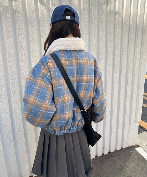 WC（ダブル シー）の「《一部店舗限定★》2WAY/ボア襟チェック柄ブルゾン（ブルゾン・レディース・ブルー/ブラウン/グリーン・MEDIUM/LARGE/X-LARGE）」の12枚目の写真