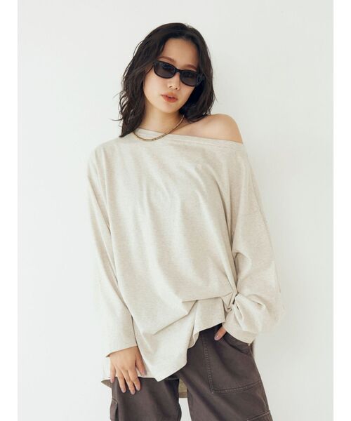 Ungrid（アングリッド）の「ボートネックビックシルエットロングスリーブTee（Tシャツ/カットソー・レディース・オフホワイト/チャコールグレー/ライトグレー/ピンク・FREE）」の13枚目の写真